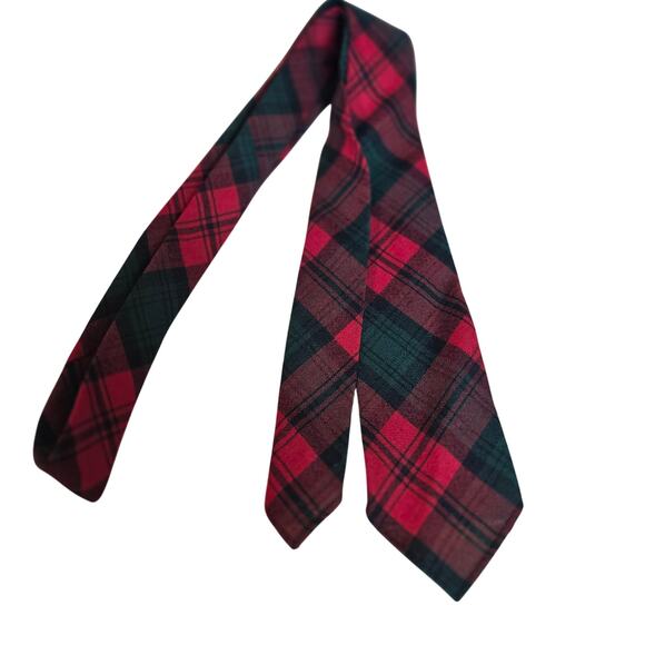 Grant Tartan Wool Necktie • Irish Traditions - A Tipperary  Vintage Corringes of London woven in Scotland Tartan red and green plaid tie